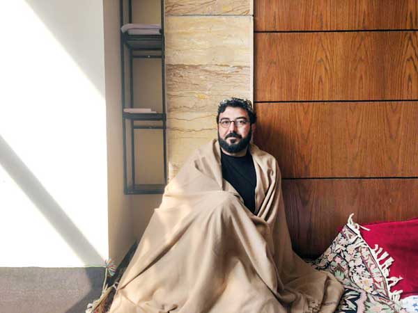 آمر صاحب دِ خانه شویم چای تیار است (+تصاویر)