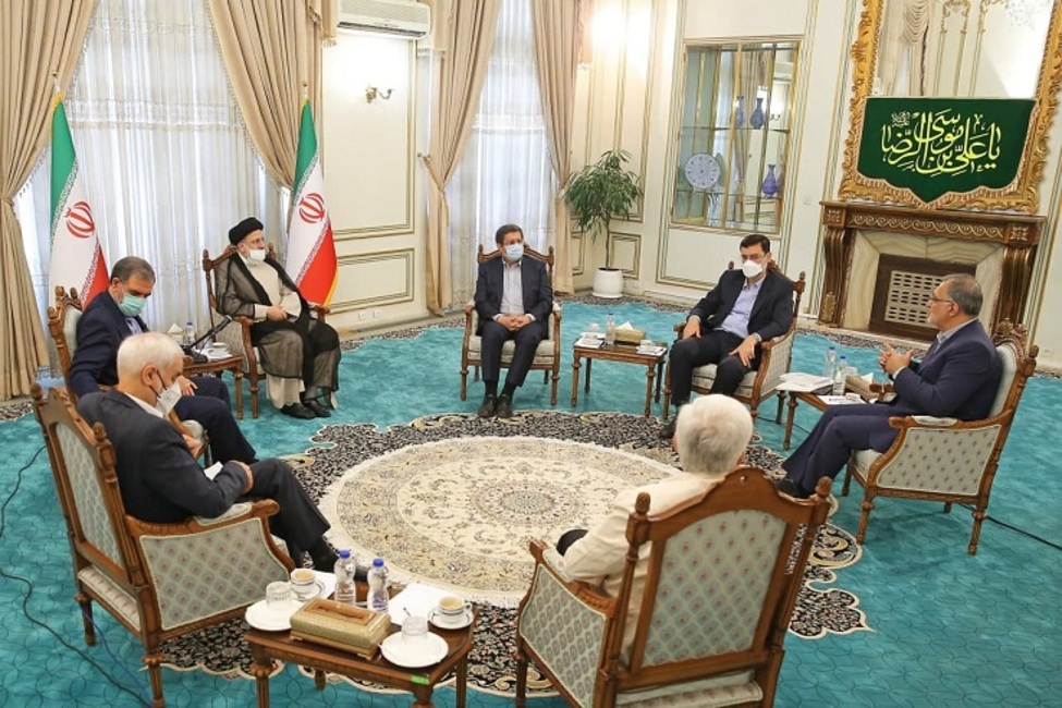 دوران رقابت انتخاباتی پایان یافته است/ آغاز دوره رفاقت و همدلی برای حل مشکلات مردم (+عکس دیدار)