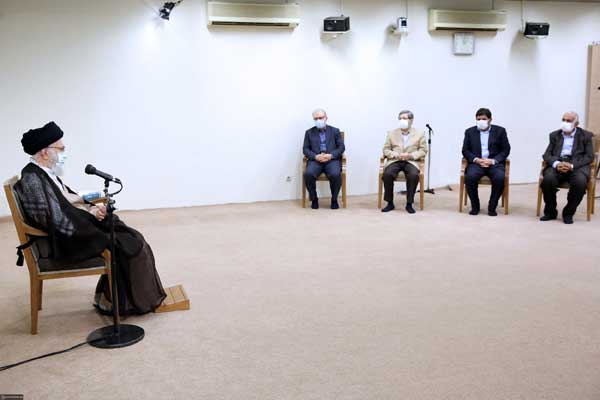 رهبر معظم انقلاب دز دوم واکسن ایرانی کرونا را دریافت کردند رهبر معظم انقلاب دز دوم واکسن ایرانی کرونا را دریافت کردند