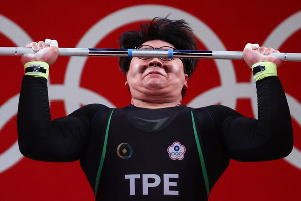 جایی که قبلا دریاچه بود / گوزنی که گرفتار زباله شد (گزارش تصویری) جایی که قبلا دریاچه بود / گوزنی که گرفتار زباله شد (گزارش تصویری)