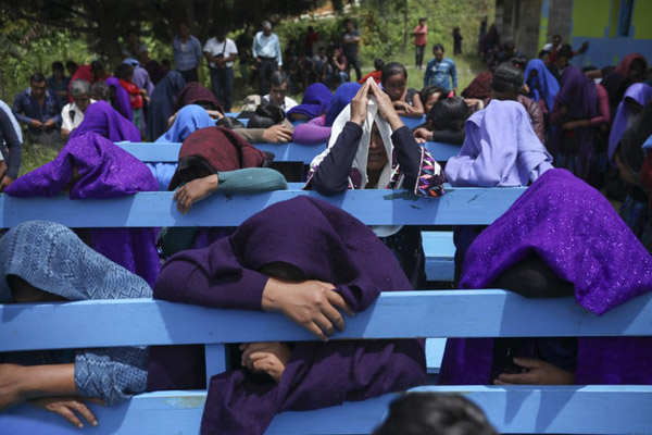 ماجرای یک عروسک غول پیکر و ترسناک (گزارش تصویری )