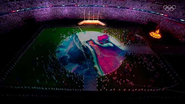 مشعل المپیک سی و دوم خاموش شد / نفس راحت ژاپنی‌ ها از دست مهمانان (+عکس)