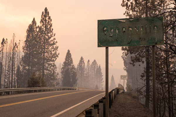 عمو سام هم ضدواکسن شد / کار بسیار خطرناک دو عکاس (تصاویر) عمو سام هم ضدواکسن شد / کار بسیار خطرناک دو عکاس (تصاویر)