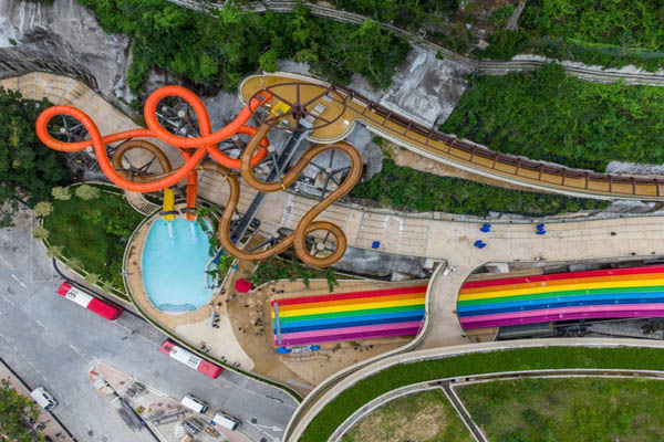 عمو سام هم ضدواکسن شد / کار بسیار خطرناک دو عکاس (تصاویر) عمو سام هم ضدواکسن شد / کار بسیار خطرناک دو عکاس (تصاویر)