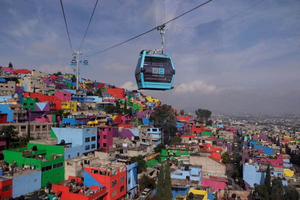 عمو سام هم ضدواکسن شد / کار بسیار خطرناک دو عکاس (تصاویر) عمو سام هم ضدواکسن شد / کار بسیار خطرناک دو عکاس (تصاویر)