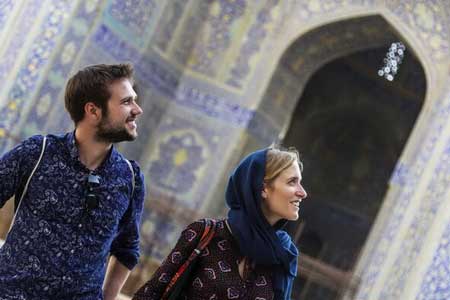 ورود گردشگران خارجی به ایران همچنان ممنوع