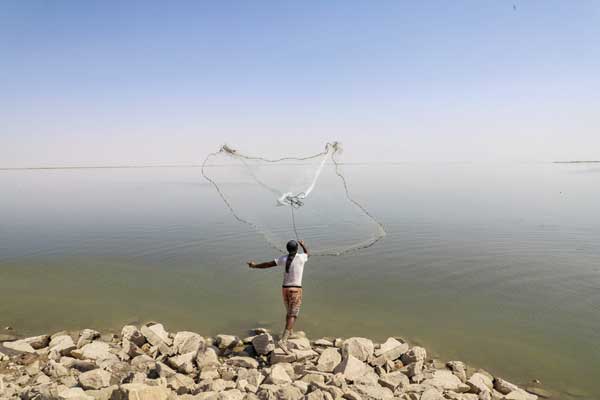 داستـان بی‌ آبی مردمان آبدیده