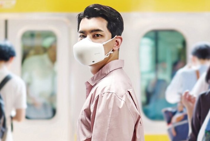 یک شرکت تجاری از تولید ماسک تصفیه هوا خبر داده که علاوه بر محافظت از افراد در برابر انواع میکروب‌ها مجهز به میکروفون و بلندگو است.