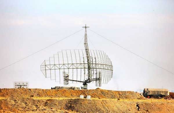 رعد اقتدار ایران بر پیکر دشمنان با سامانه موشکی رعد (+تصاویر) رعد اقتدار ایران بر پیکر دشمنان با سامانه موشکی رعد (+تصاویر)