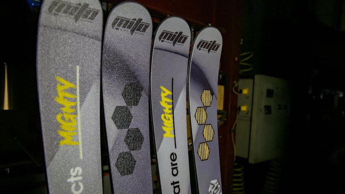یکی از شرکت‌های سازنده تجهیزات ورزش‌های زمستانی به نام فولسوم (Folsom) قرار است چوب اسکی‌های سفارشی تقویت‌شده با گرافن را به زودی راهی بازار کند.