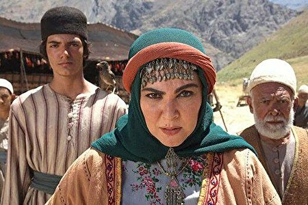 حسین محجوب سوارکار ماهری است / صدای کریم اکبری مبارکه روی سریال «جشن سربرون» باقی ماند