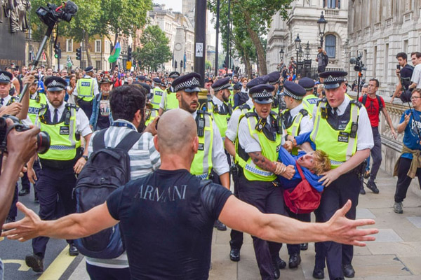 لحظات مهم روز یکشنبه (گزارش تصویری)