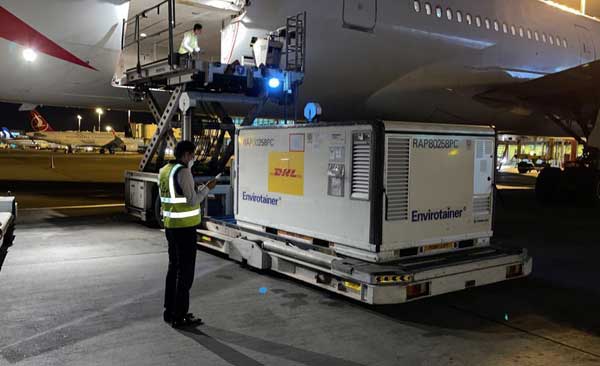 دومین محموله واکسن کرونا از ژاپن رسید (+تصاویر) دومین محموله واکسن کرونا از ژاپن رسید (+تصاویر)