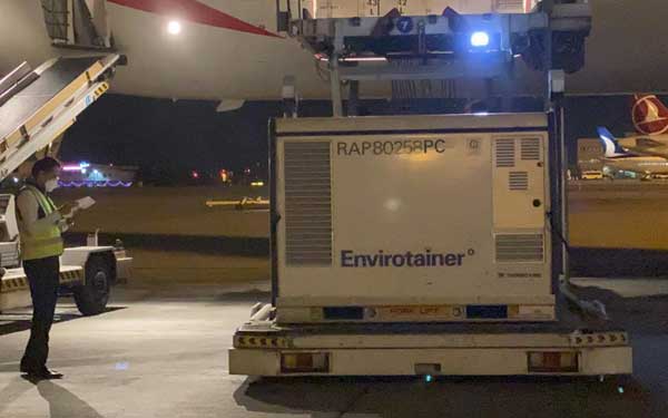 دومین محموله واکسن کرونا از ژاپن رسید (+تصاویر) دومین محموله واکسن کرونا از ژاپن رسید (+تصاویر)