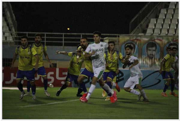 از قهرمانیِ با دسیسه تا تلخ ترین برد سپاهان / اشک، لبخند و خداحافظی در ایستگاه آخر (+عکس) از قهرمانیِ با دسیسه تا تلخ ترین برد سپاهان / اشک، لبخند و خداحافظی در ایستگاه آخر (+عکس)