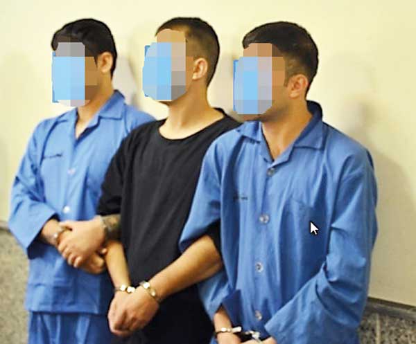 جزئیات کلاهبرداری 1000 میلیاردی در دفترچه آبی (+تصاویر) جزئیات کلاهبرداری 1000 میلیاردی در دفترچه آبی (+تصاویر)