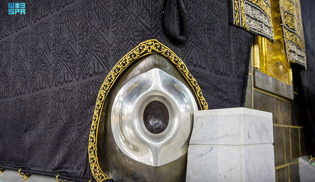 در کعبه مرمت شد +عکس در کعبه مرمت شد +عکس