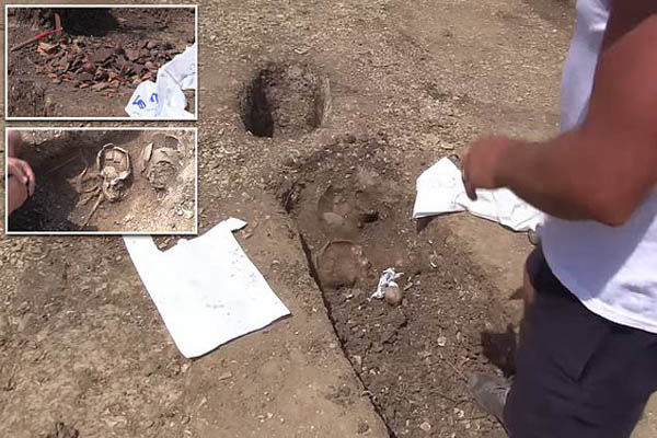 میمون ها طمع کارند / کوهی که به معنای واقعی آب می شود (تصاویر) میمون ها طمع کارند / کوهی که به معنای واقعی آب می شود (تصاویر)