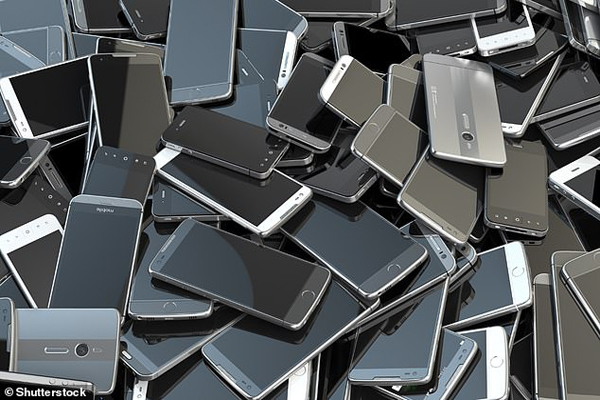 یک تکه استخوان سگ در اطراف خورشید / ماجرای عینک جدید فیسبوک یک تکه استخوان سگ در اطراف خورشید / ماجرای عینک جدید فیسبوک