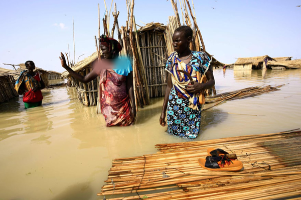 سیل 65 هزار نفر را آواره کرد (گزارش تصویری) سیل 65 هزار نفر را آواره کرد (گزارش تصویری)