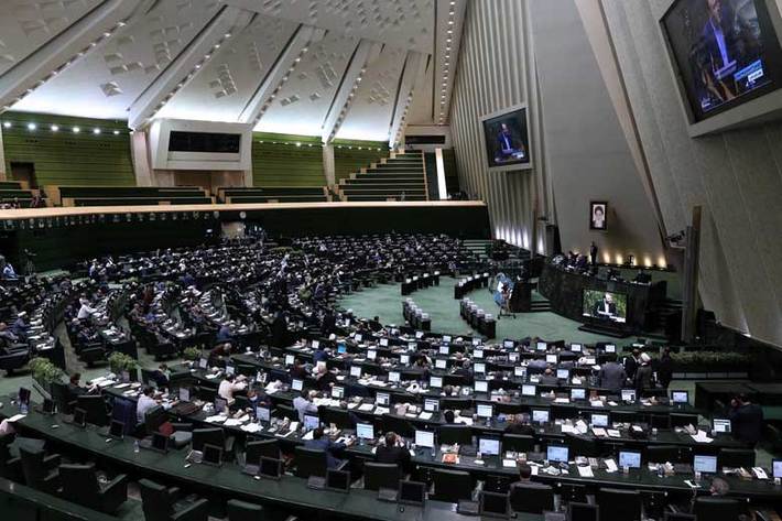 رای‌گیری برای کابینه پیشنهادی دولت امروز در مجلس شورای اسلامی انجام شد تا ترکیب کابینه سیزدهم مشخص شود.
