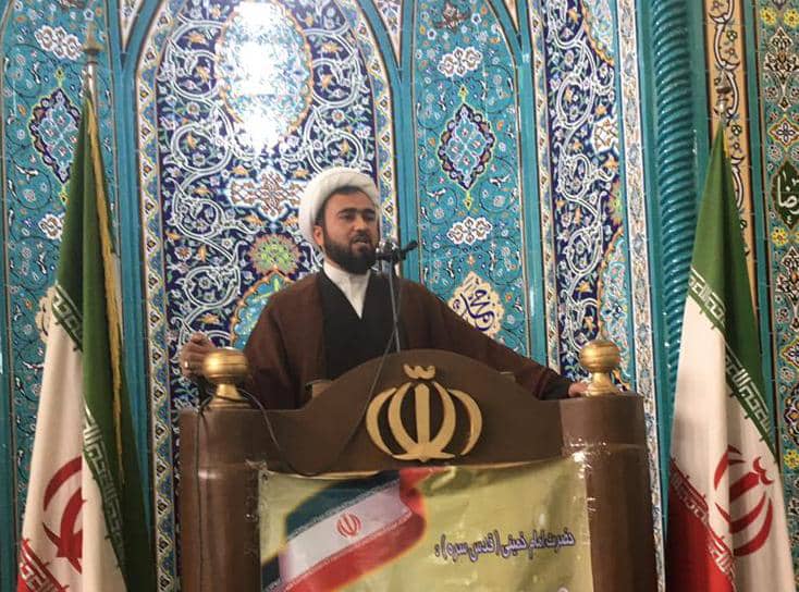 از نیروهای جوان متعهد و متخصص بومی در ادارات بیشتر استفاده شود از نیروهای جوان متعهد و متخصص بومی در ادارات بیشتر استفاده شود