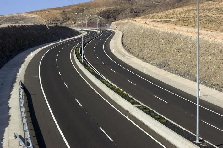 ۱۶ کیلومتر پروژه راهسازی در استان قزوین اجرایی شده است