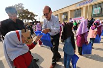 تهیه لوازم التحریر رایگان برای دانش آموزان نیازمند کرمانی در پویش همکلاسی مهربان  