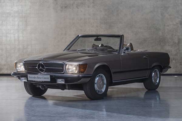 نگاهی به تاریخچه مرسدس بنز SL، رودستر افسانه ای (+تصاویر) نگاهی به تاریخچه مرسدس بنز SL، رودستر افسانه ای (+تصاویر)