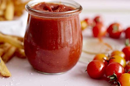 طرز تهیه سس گوجه فرنگی در خانه