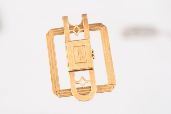 گانگستر تاریخی حراج شد! (گزارش تصویری) گانگستر تاریخی حراج شد! (گزارش تصویری)