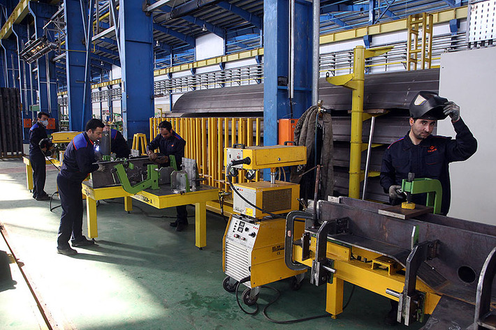 رئیس سازمان صنعت ، معدن و تجارت استان زنجان اعلام کرد: در نیمه نخست سال جاری 8 واحد صنعتی راکد و نیمه تعطیل به چرخه تولید استان بازگشت.