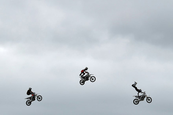 واکسیناسیون در کوهستان / دیپورت از میان رودخانه (گزارش تصویری) واکسیناسیون در کوهستان / دیپورت از میان رودخانه (گزارش تصویری)