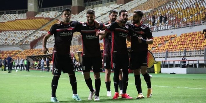 پرسپولیس با پیروزی در هفته اول لیگ یست و یکم به روند شکست ناپذیری خود در لیگ برتر ادامه داد. ‏