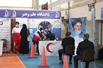 واکسیناسیون بیش از ۱۵ هزار نفر توسط نیروهای هلال احمر شهرستان یزد