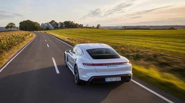 خاصترین خودروی الکتریکی پورشه را مشاهده کنید (+عکس) خاصترین خودروی الکتریکی پورشه را مشاهده کنید (+عکس)