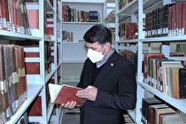 انتقاد استانداریزد از شرایط پیرامونی کتابخانه مرکزی یزد