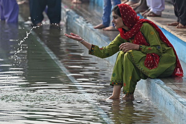 لحظات جالب در سراسر جهان (گزارش تصویری) لحظات جالب در سراسر جهان (گزارش تصویری)
