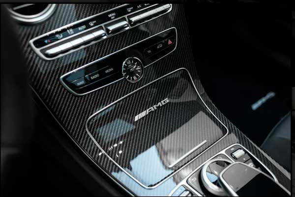 منهارت CR 700 واگن، یک مرسدس C63 S با ابهت (+عکس)