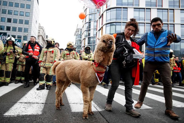 لحظات مهم خبری و غیرخبری در شبانه روز اخیر (گزارش تصویری)