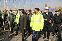 نمایش آمادگی نیروهای انسانی و تجهیزات برف روبی در بوستان بزرگ ولایت