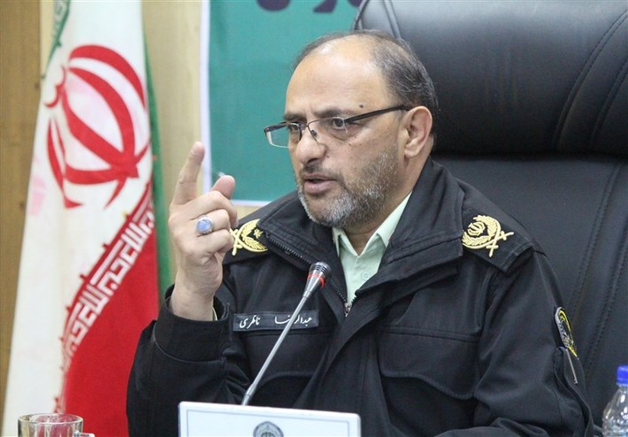 فرمانده انتظامی استان کرمان از کشف بیش از یک تن مواد مخدر در 3 عملیات پلیسی و دستگیری 3 متهم خبر داد. 