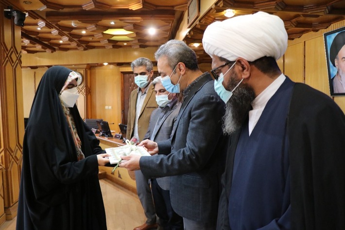 مقام آوران آبفا هرمزگان در مسابقات قرآنی وزارت نیرو تجلیل شدند