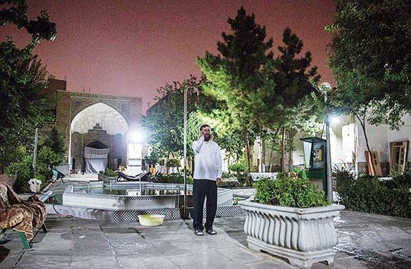 چشم تو را مباحثه میکردیم (گزارش تصویری) چشم تو را مباحثه میکردیم (گزارش تصویری)