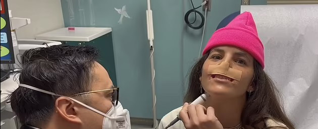 سگ ، لب های این دختر را خورد (عکس) سگ ، لب های این دختر را خورد (عکس)