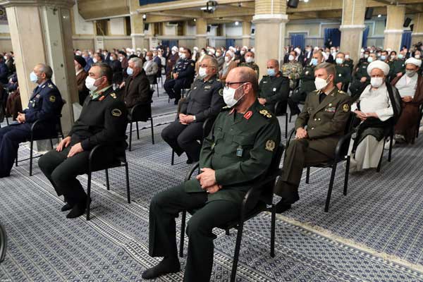 دیدار مسئولان نظام با رهبر انقلاب (+عکس) دیدار مسئولان نظام با رهبر انقلاب (+عکس)