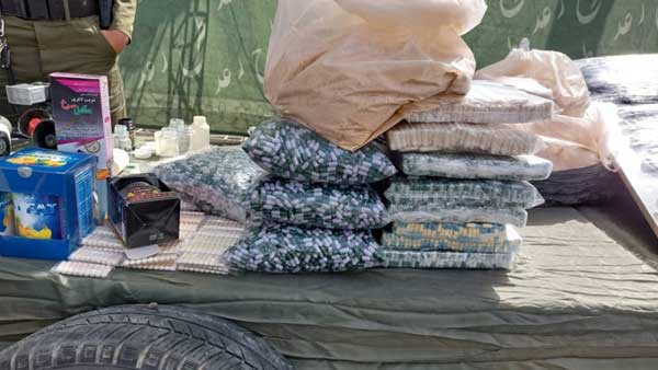 کشف ۸ هزار داروی ناشناخته غیرمجاز از عطاری (+عکس)