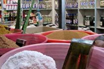 راه اندازی داروخانه‌ های طبیعی ضروری است