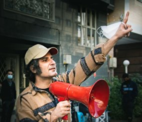 در مرز شادی و غم کار کرده‌ایم