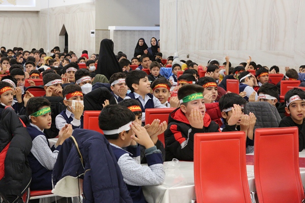 اقامه عزای حضرت زهرای اطهر سلام الله علیها توسط نوگلان فاطمی دانش آموزان بهار دانش